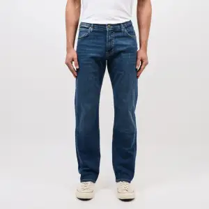 Blå Lee West Jeans, Regular Fit. Aldrig avända, nyköpta