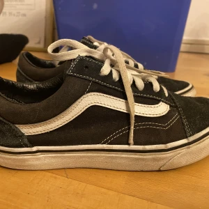 Vans skor - Begagnade Vans skor, i bra skick med inga hål. 