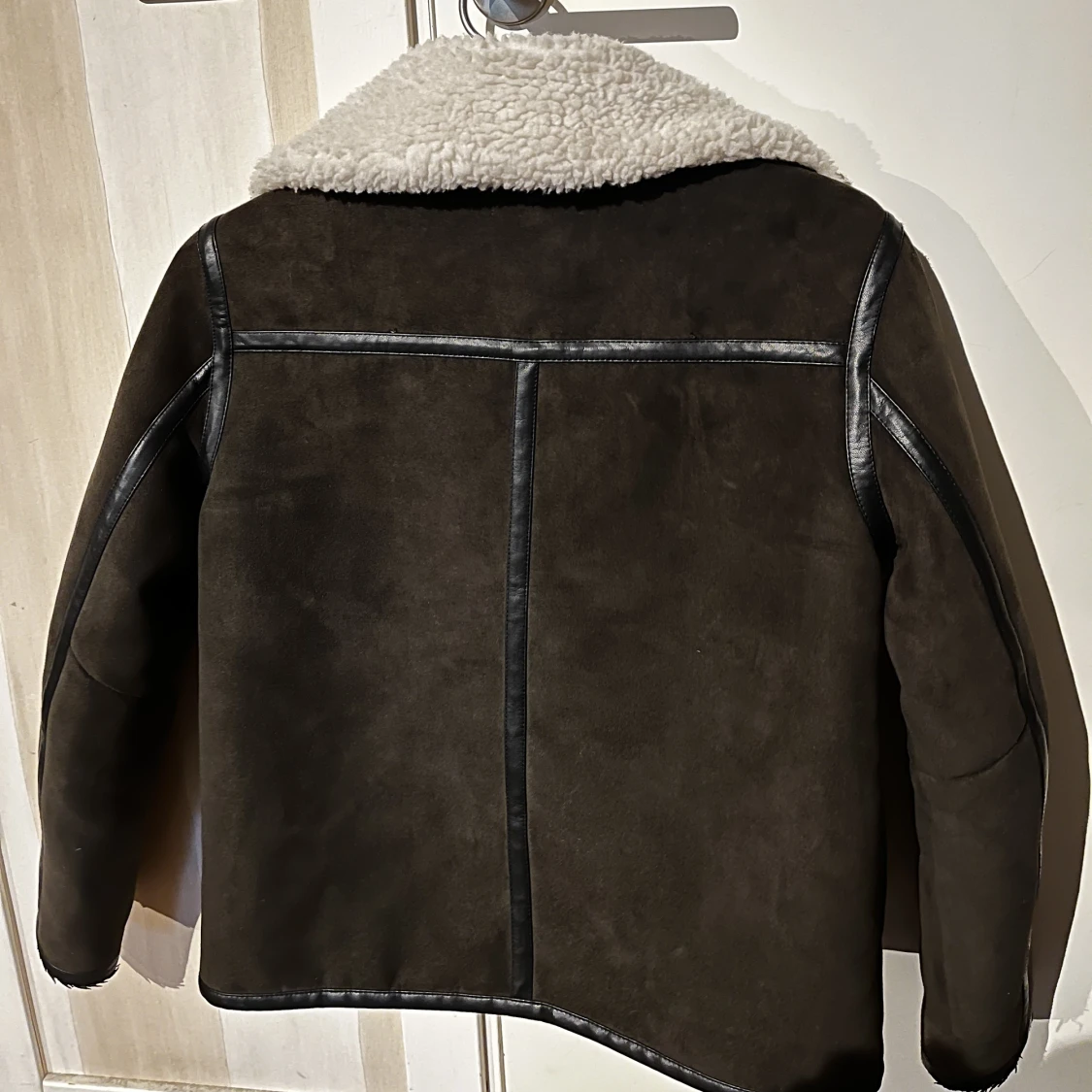 Mockajacka med päls - 90