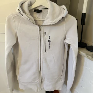 Sail racing tröja - Sail racing tröja i fint skick, inte mycket använd 🥰