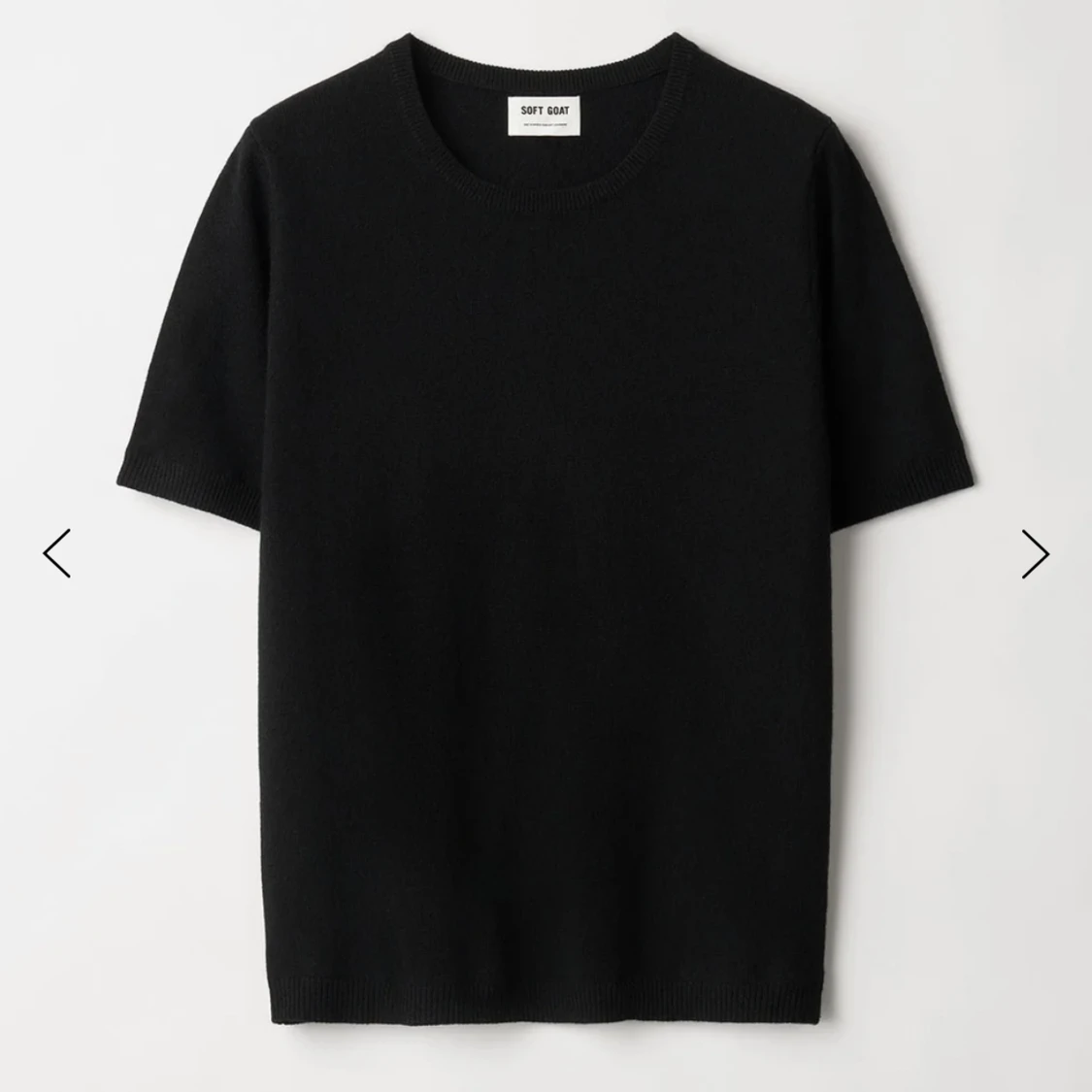 Svart soft goat t shirt 