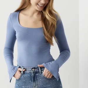 Jersey top - Gina tricot utsålda topp i storlek s helt oanvänd kom med prisförslag 