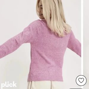 Rosa stickad  - Gratis frakt