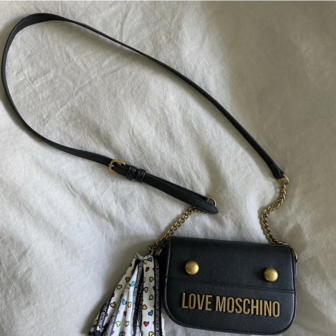 Ny Love Moschino