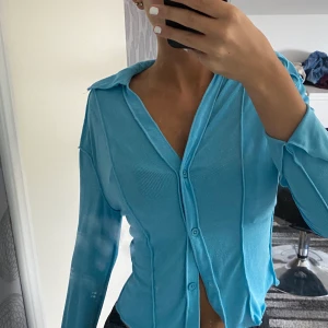 Jätte snygg topp  - En jätte fin topp som passar med allt, skit snygg verkligen. Har aldrig använt!