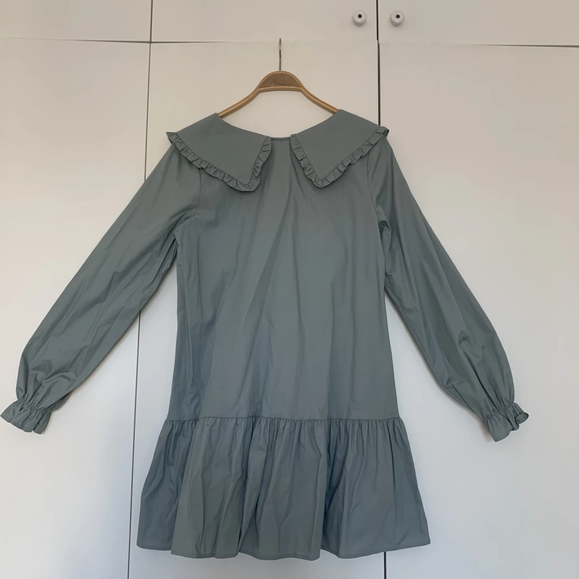 Gullig klänning - 90