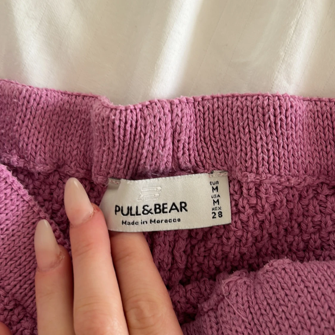 Pull and bear  - 90