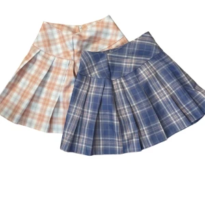 Kjolar - Två kjolar, säljer för dem är för små för mig. 70kr/styck