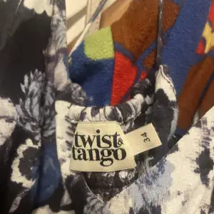 Twist Tango- lång klänning 