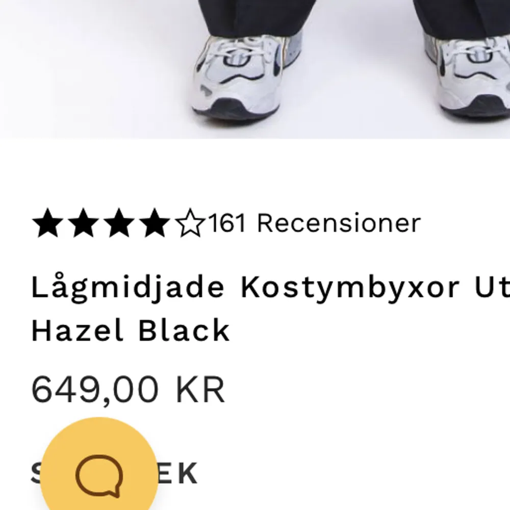 kostymbyxor från madlady, säljer pga att dom är för stora för mig! fint skick💘🙌🏻. Jeans & Byxor.