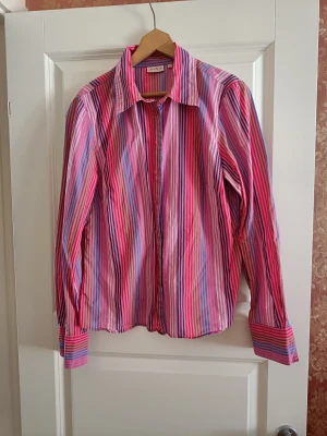 Skjorta  - I mycket bra skick 