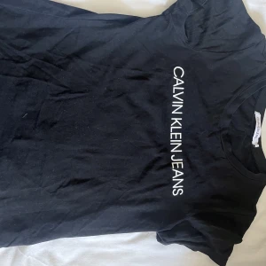 calvin t shirt - helt ny