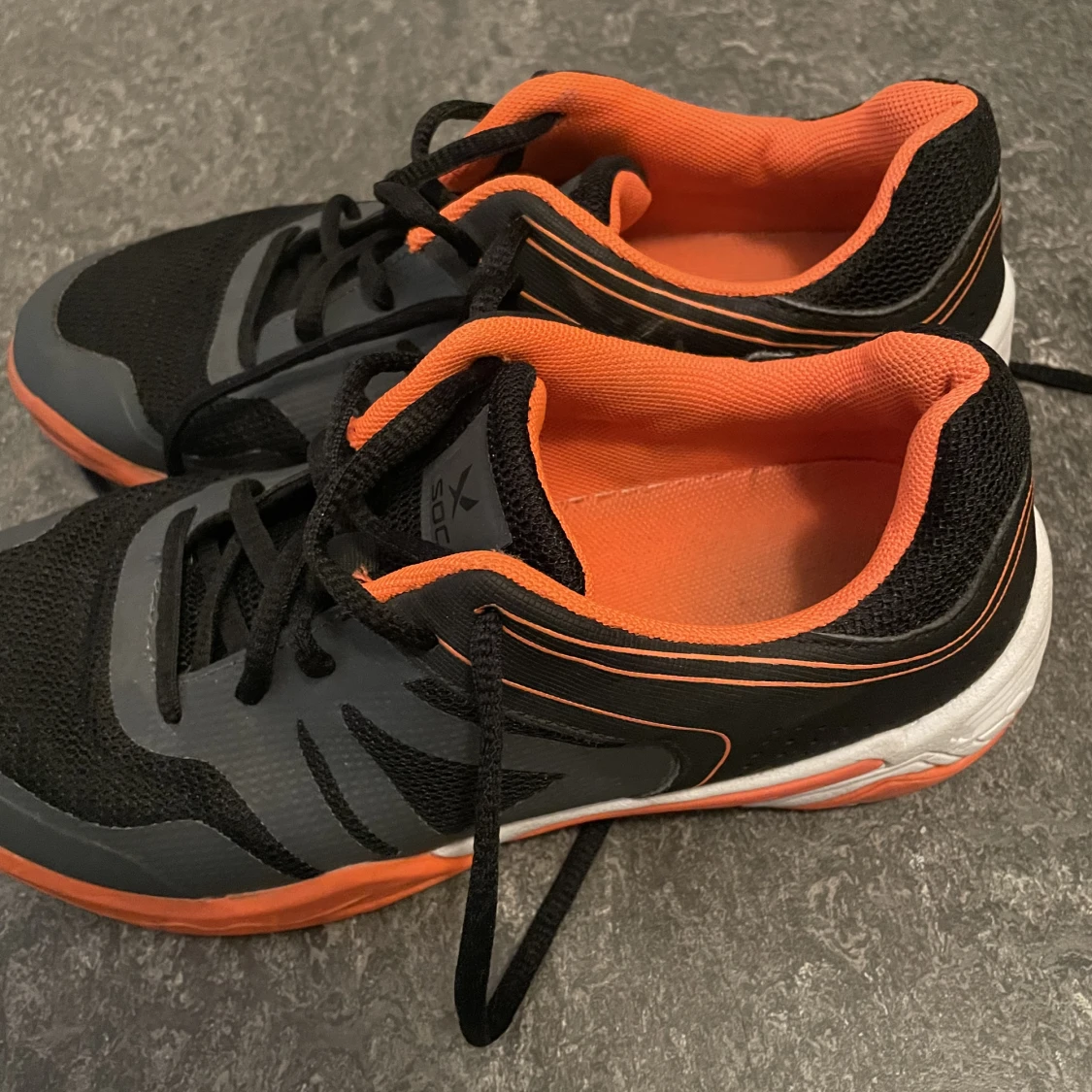 Svart jumpa skor - 91