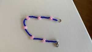 Pärlarmband - Pärlarmband med blommor