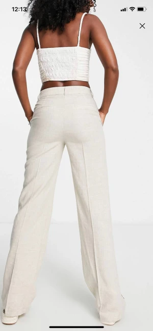 Linnebyxor - Söker nu dessa linnebyxor då jag beställt fel storlek och ej hunnit returnera i tid så returtiden ha passerat, helt oanvända och lapparna kvar! Original pris 429kr + frakt