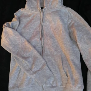 Grå kofta - Bra skicka stl Xs