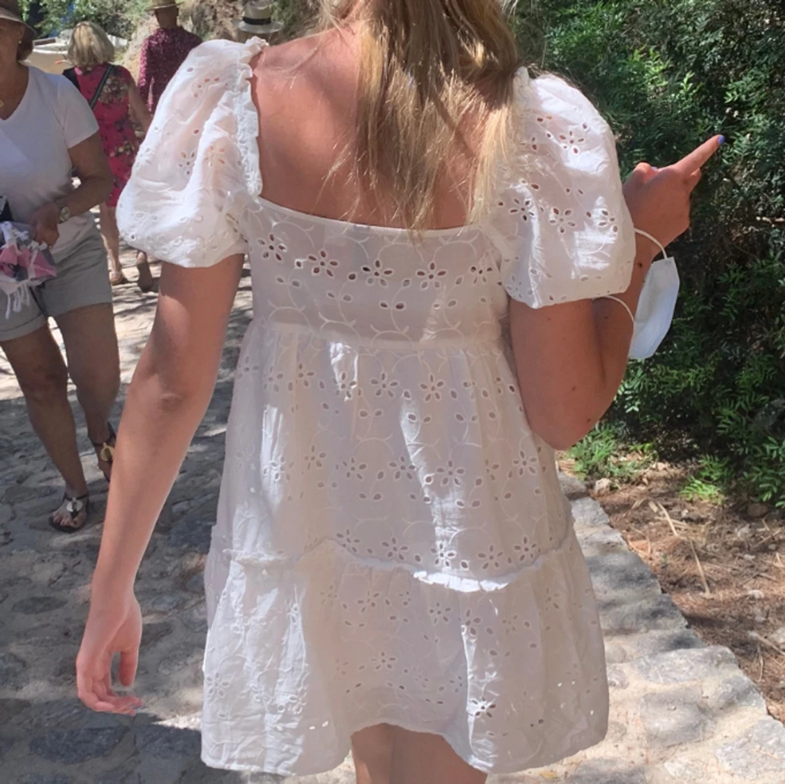 Vit spetsklänning  - 91