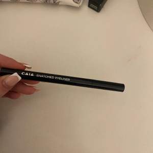 Eyeliner från Caia. Helt oanvänd endast öppnat kartongen  Nypris 195