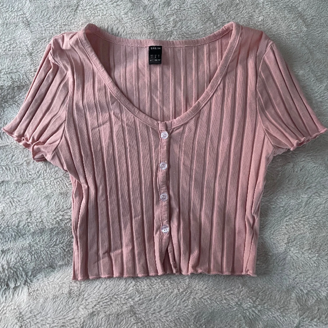 Rosa topp med knappar🩷