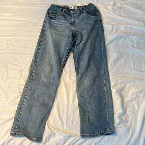 Ett par snygga Levis jeans. Storlek S. Pris går att diskutera😁