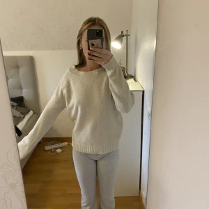 Stickadtröja veromoda - Stickad tröja från vero Moda ❤️