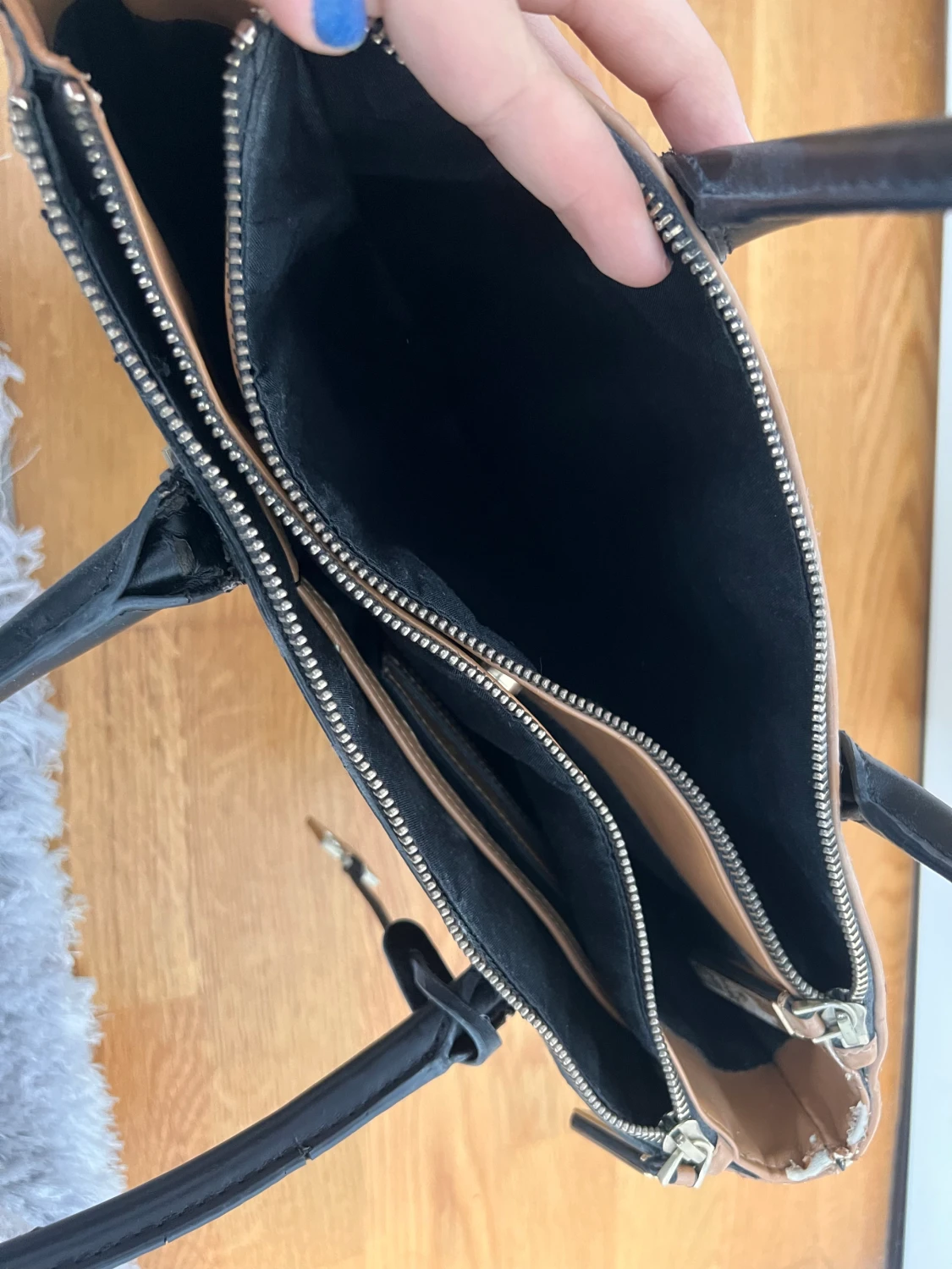 Calvin Klein väska  - 90