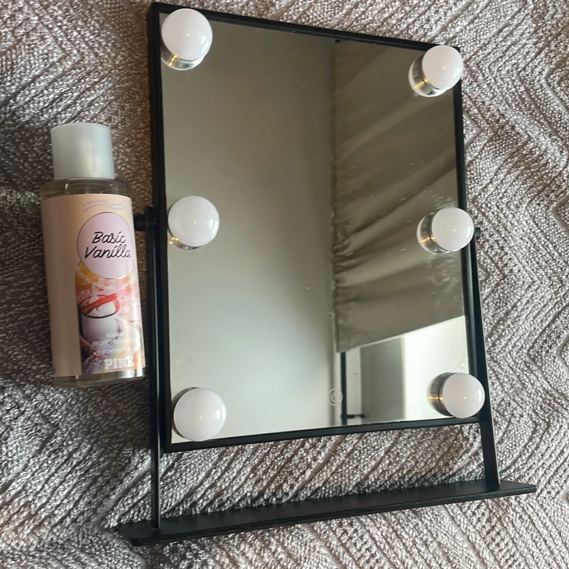 Hollywood spegel med starkt ljus - 91