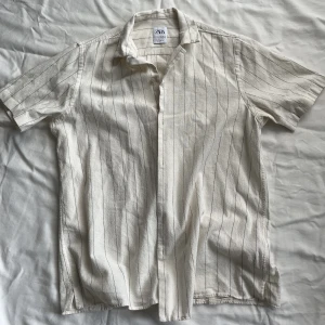 Zara linneskjorta  - Zara linneskjorta, strl M