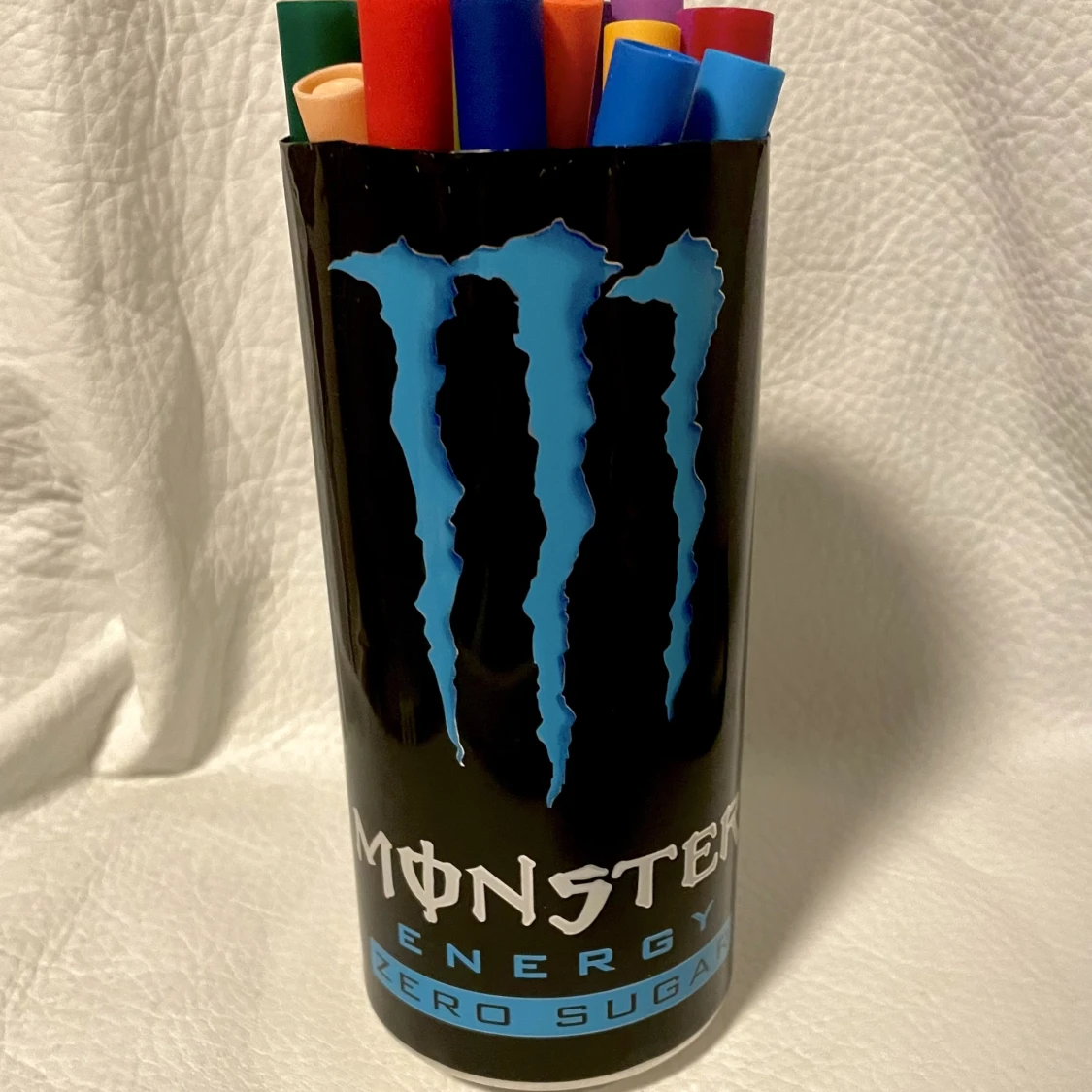 MONSTER pännhållare - 90