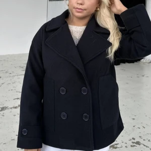 Design by si kappa - Hej! Jag säljer min design by si kappa i strl Xs/s, kappan är i fint skick❤️