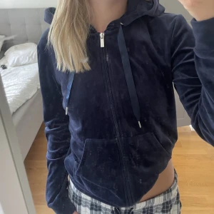 Kofta - Knappt använd kofta från Gina🫶🏼