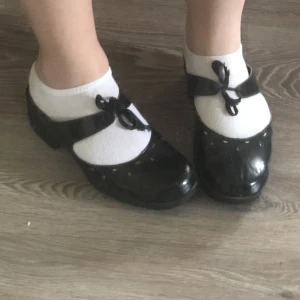 Vintage skor  - Skor köpta på secondhand, i bra skick 