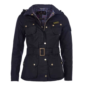 Barbour International Jacket Dam 36 - Fint skick! Storlek 36.   Nypris 3995kr