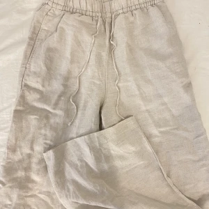 Linnebyxor  - Vanliga linnebyxor från H&M. Helt nya med prislapp kvar 