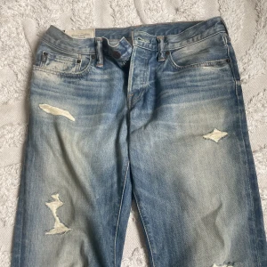 Coola jeans - Jättecoola jeans från Abercrombie & Fitch! Skulle säga att de passar storlek M eller oversized S på någon som är 170+