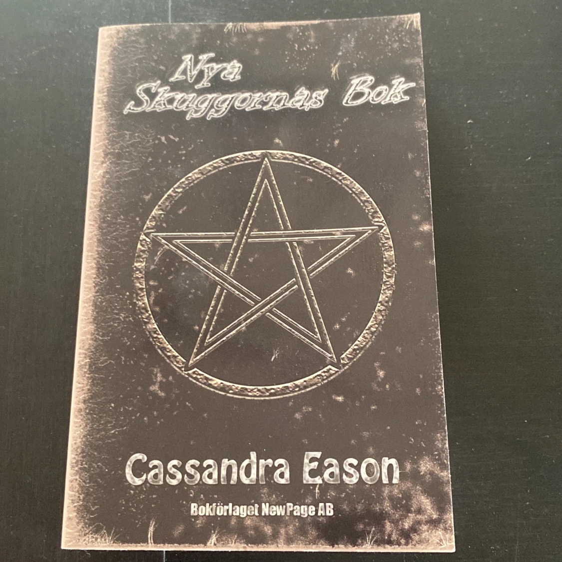 Bok om ”häxkonst”