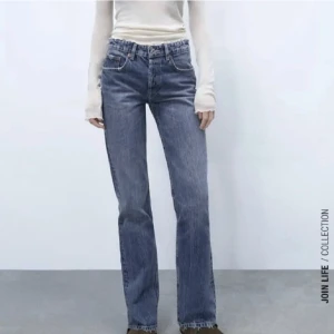 zara jeans - lägger ut dessa igen då jag inte lyckats få de sålda☺️ gått ner mycket i pris så säljer nu för 100kr+frakt💗