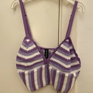 Topp - Jätte gullig stickad topp som aldrig är använd