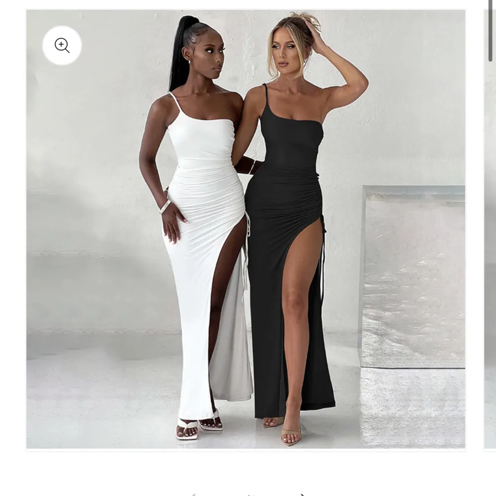 Säljer dessa två jättefina klänningar i färgen svart och beige. Superfina nu till sommaren🌸aldrig använda och lapparna är kvar. Köpt för 1200 tillsammans. Pris kan diskuteras . Klänningar.