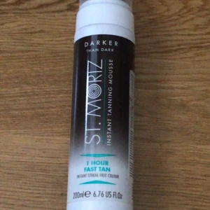 St.moriz brun utan sol - St.moriz darker than dark brun utan sol, 1 hour fast tan. Endast provad.