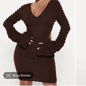 Klänning  - Klänning från fashioNova, storlek XS. Aldrig använd prislapp kvar. 