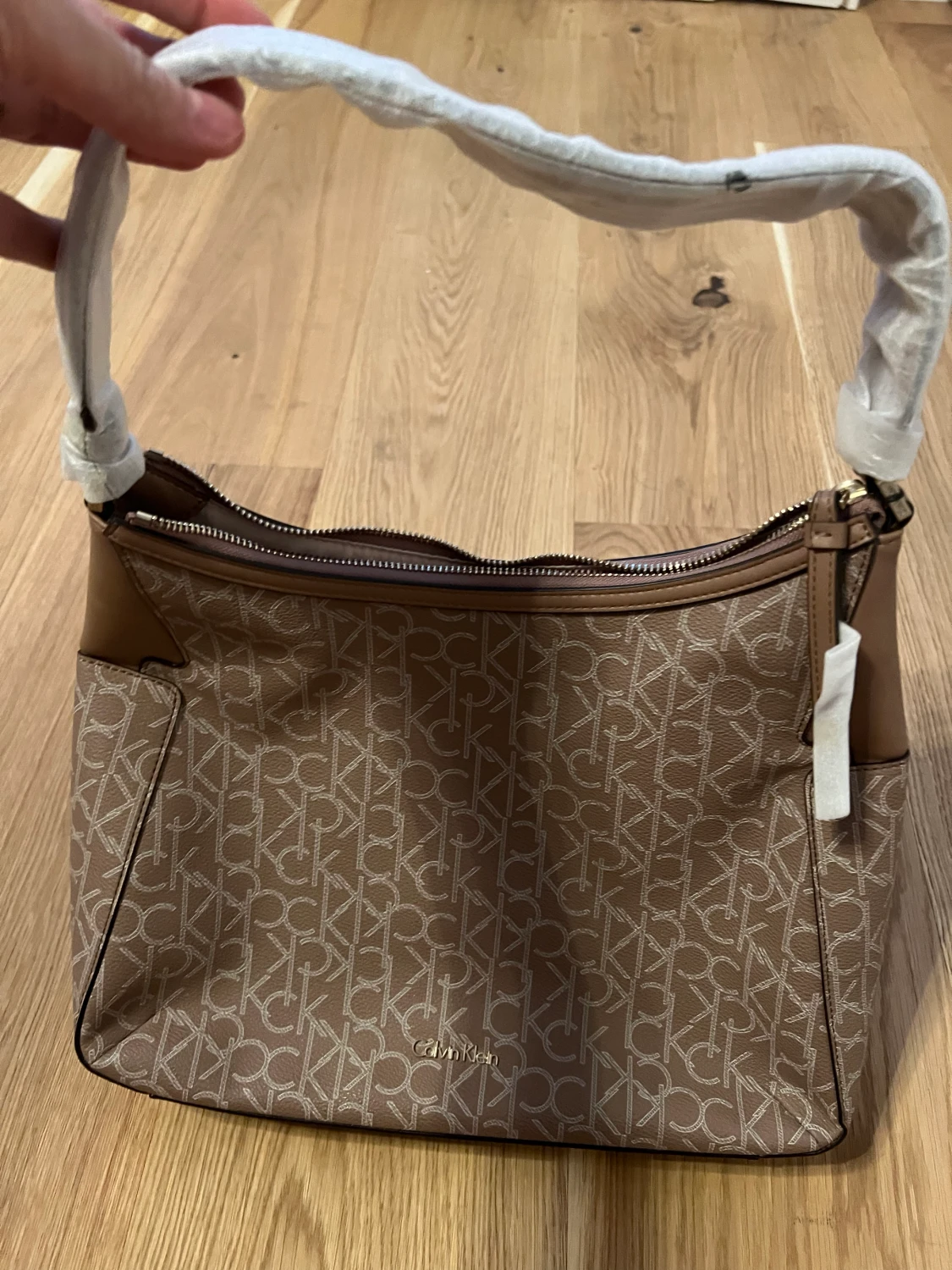 Äkta Calvin Klein väska  - 90