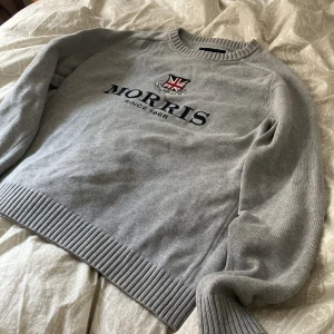 Morris tröja - Väldigt fin Morris tröja i bra skick som passar till sommaren