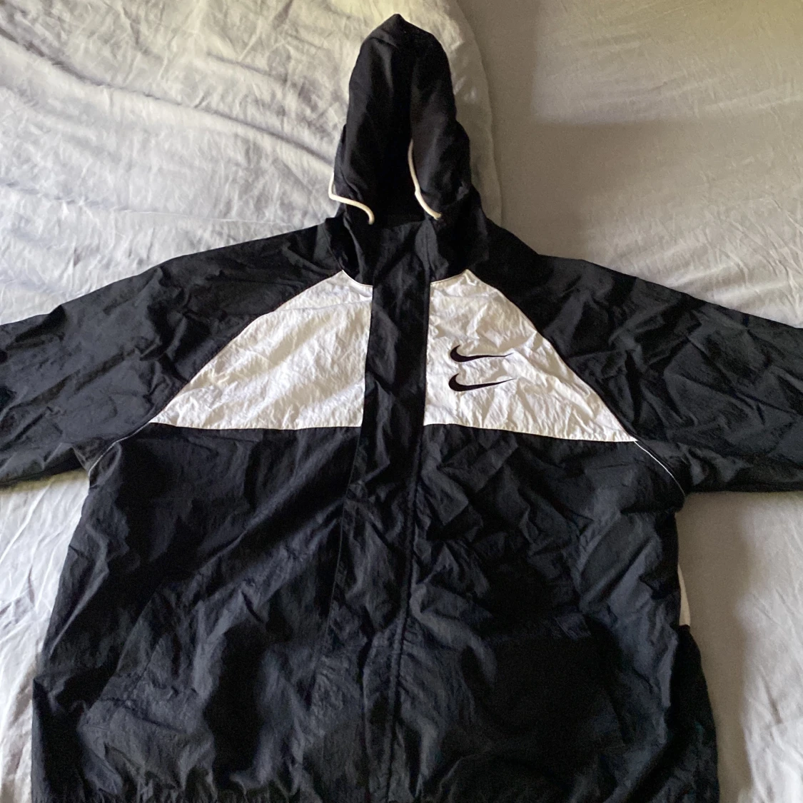 Nike Sportswear Swoosh Men's Woven Hooded Jacket