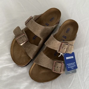 Birkenstock Arizona Suede Leather - Helt oanvända i strl 40! Pris kan diskuteras:)