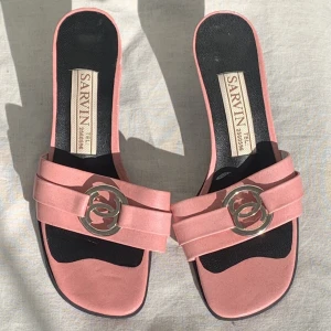 Rosa klackskor - Helt nya o oanvända rosa klackskor. Ord pris ca 600kr