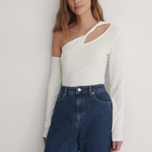 Topp - Ny topp från nakd, lappar kvar 