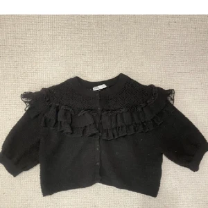 Kortärmad kofta  - Från Zara ❤️