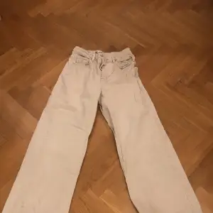Beiga jeans från Ullared. Använda fåtal gånger