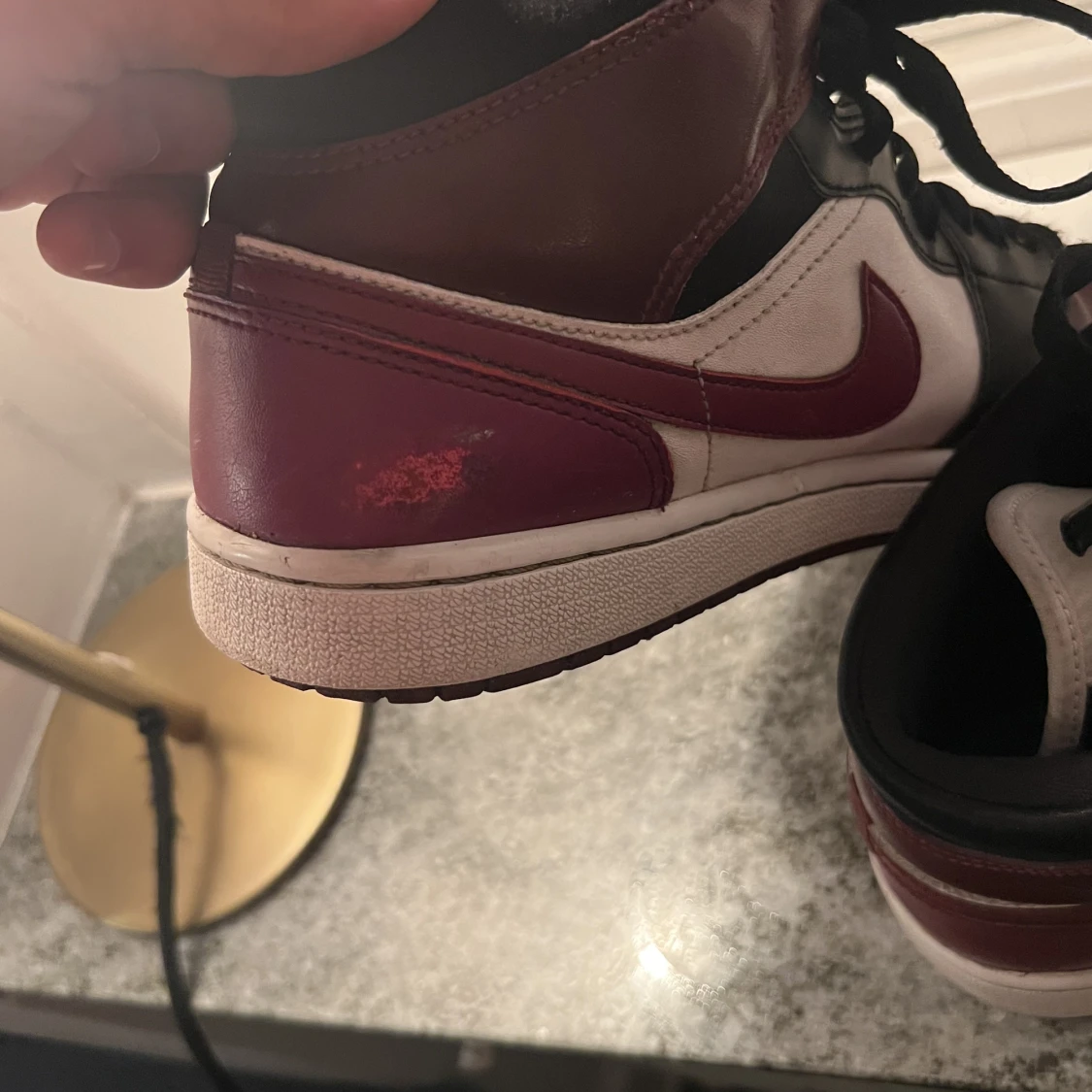 Nike Air Jordan 1 Dark Beetroot Mid - 91